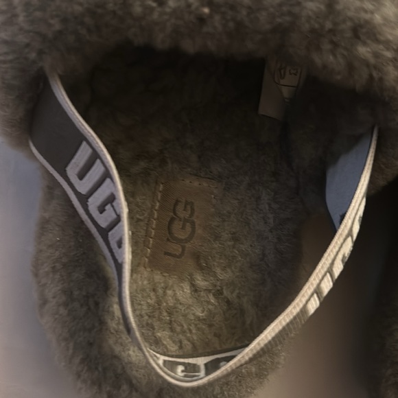 UGG Fluff Yeah Slides - Picture 4 of 6